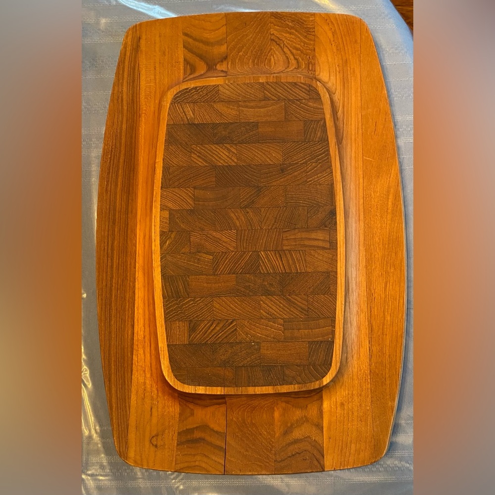 Vintage Dansk Mid Century Modern Teak Rosewood Cheese Charcuterie Board Tray - Picture 2 of 7